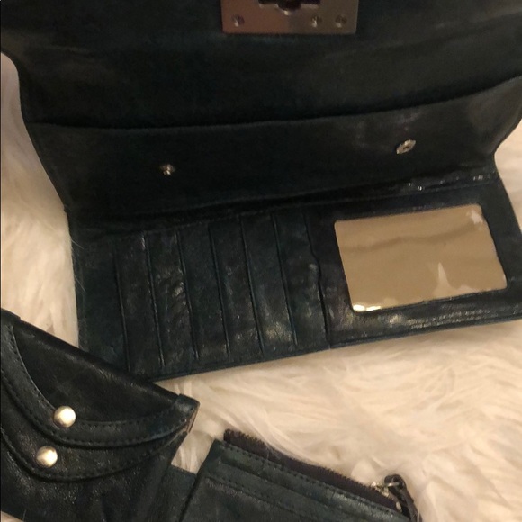 Juicy trifold leather wallet - Picture 6 of 8